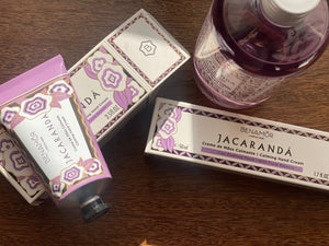 Benamôr 1925: a century of "amor" in a tube