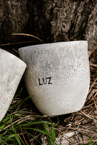 Luz beige mug in earthenware to drink long coffee