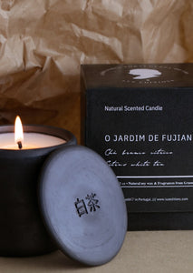 Vegan candle perfumed citrus white tea by Luz Editions